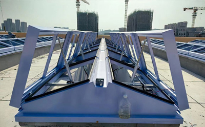 互助排烟窗的设置要求