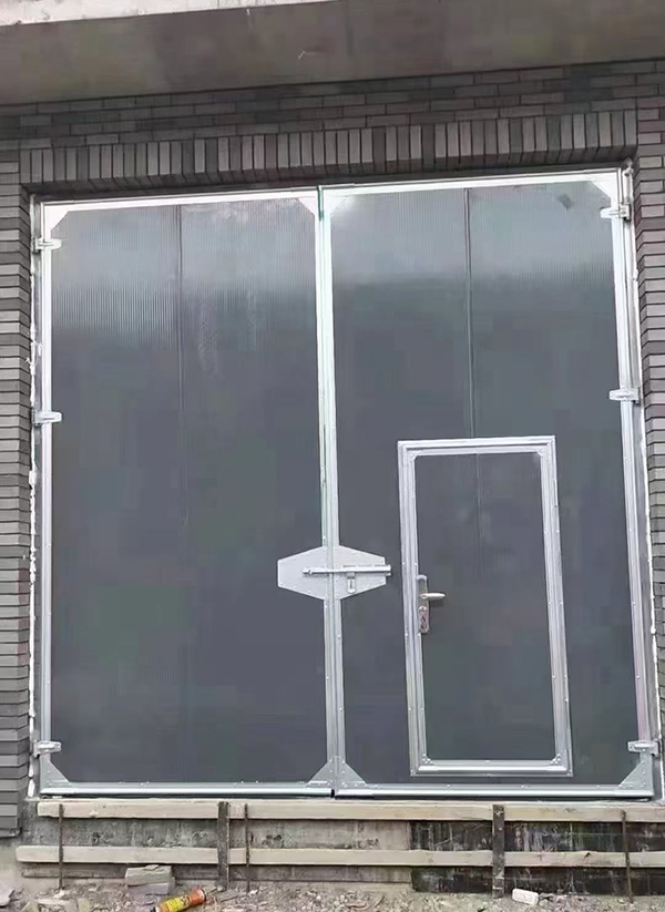 互助工业平开门在大型设备制造车间的应用实例