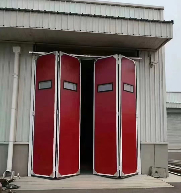 互助工业折叠门在大型装配车间出入口的应用实例