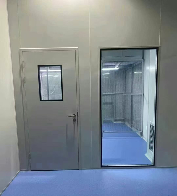 学校教学楼完成互助防火门标准化安装 学校教学楼完成互助防火门标准化安装